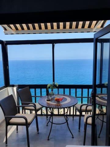 Very Romantic Seaview Apartment Patalavaca Mogan With Warm Pool Buitenkant foto